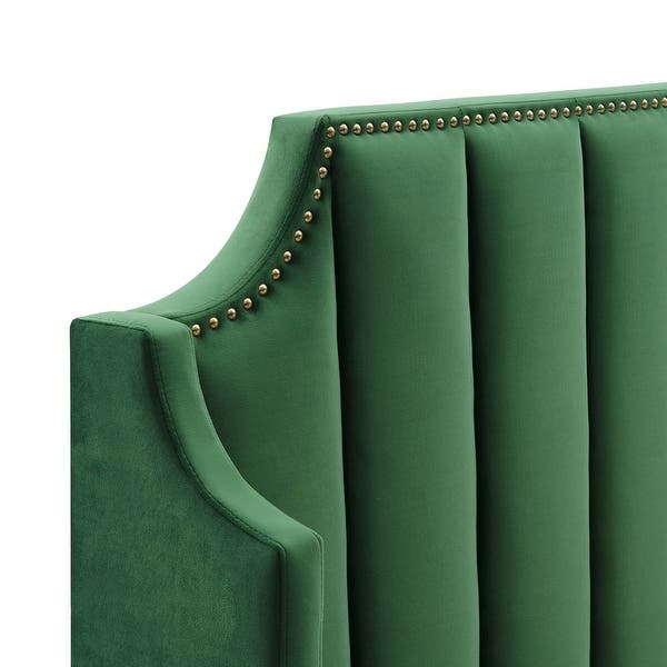Liam Velvet Platform Bed