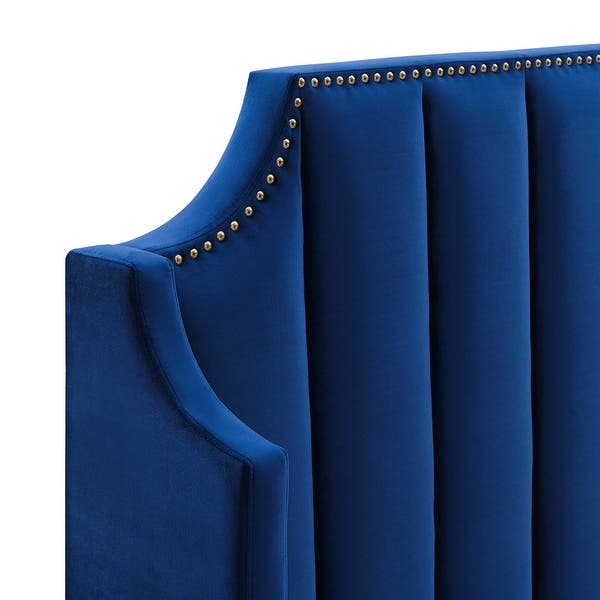 Liam Velvet Platform Bed